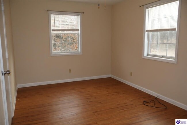 Building Photo - 4484 Rineyville Rd