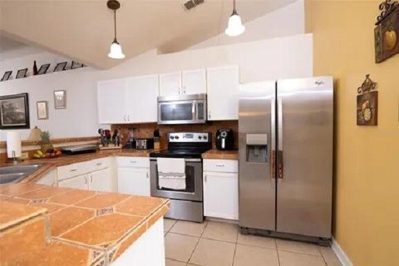 Building Photo - 610 Tamarin Ln