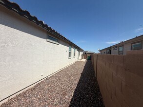 Building Photo - 36375 W Leonessa Ave