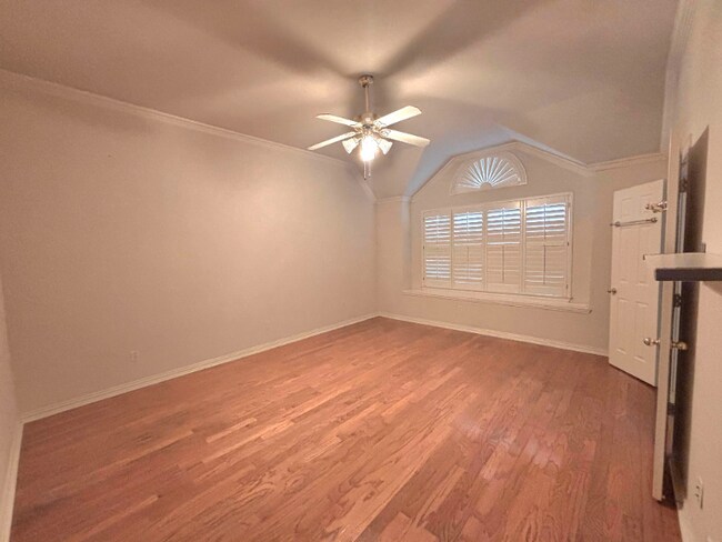 Building Photo - 4571 Hawkhurst Dr