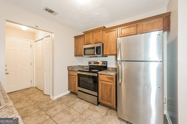Building Photo - 55 Magan Ct