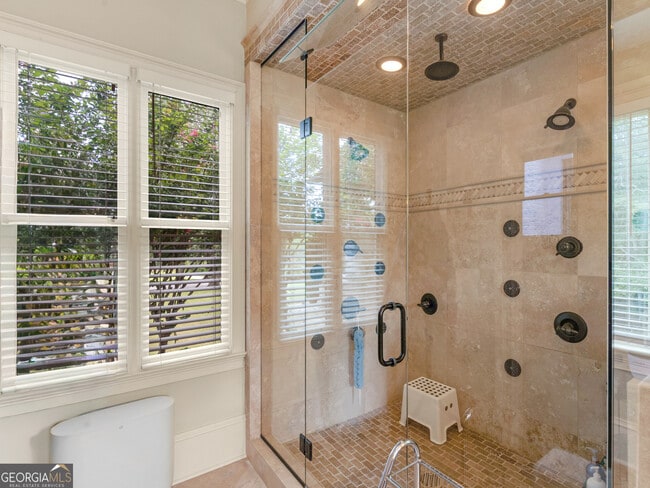 Building Photo - 1695 Whitley Rd