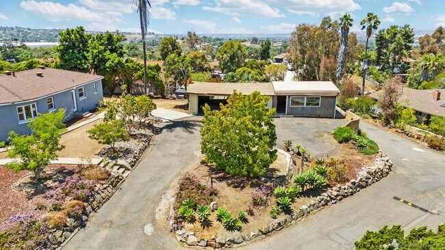 Building Photo - 2530 Pruett Dr