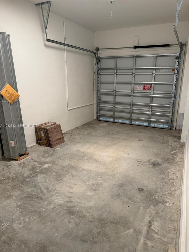 Building Photo - 35844 SW 178th Ct