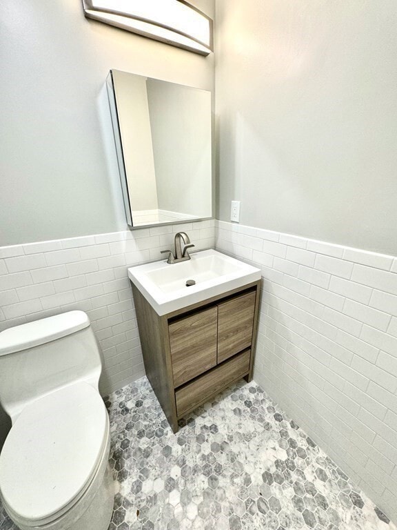 Building Photo - 61 Gates St