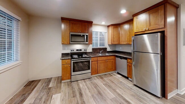 Building Photo - 2301 S 74th St