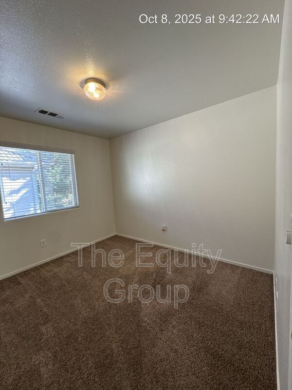 Building Photo - 2846 N Zachary St