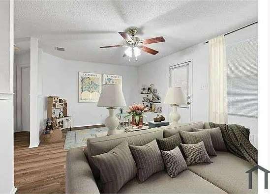 Building Photo - 1665 Stonehaven Pl