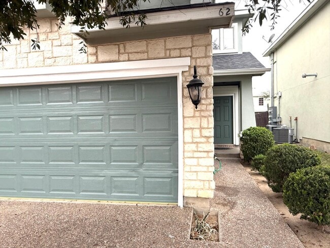 Building Photo - 9310 Albany Dr