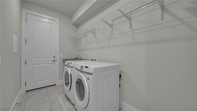 Building Photo - 1704 NW 38th Ave