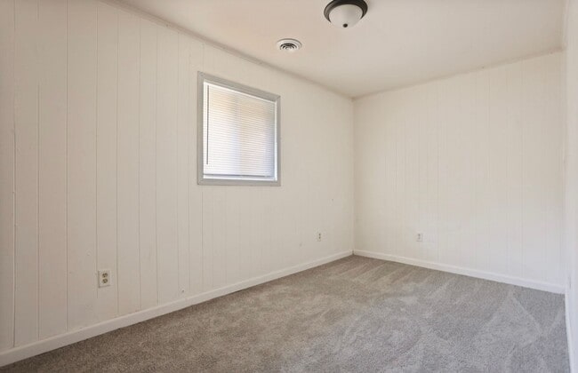 Building Photo - 4149 Hiland St