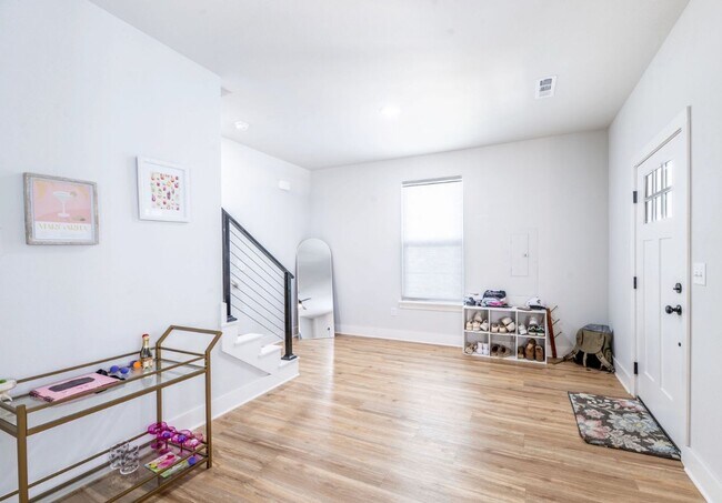 Building Photo - 3080 W Salida Ln