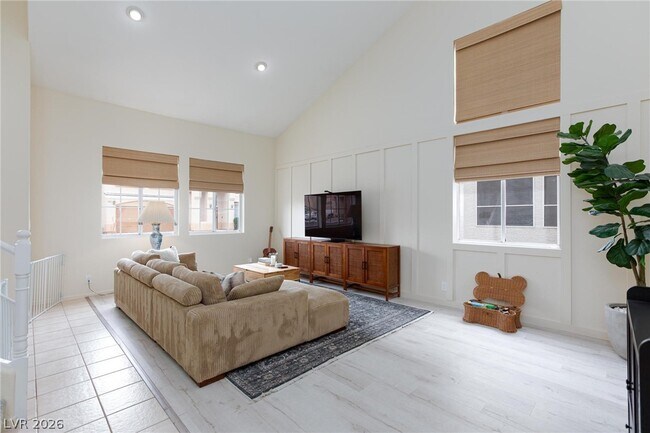 Building Photo - 8204 Burgesshill Ave