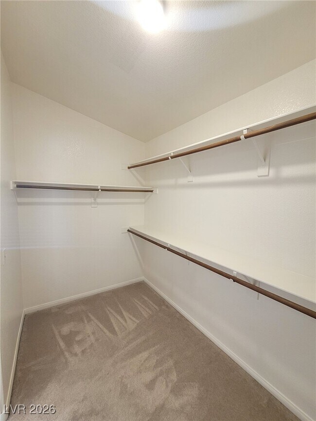 Building Photo - 9497 Rainfall Ave