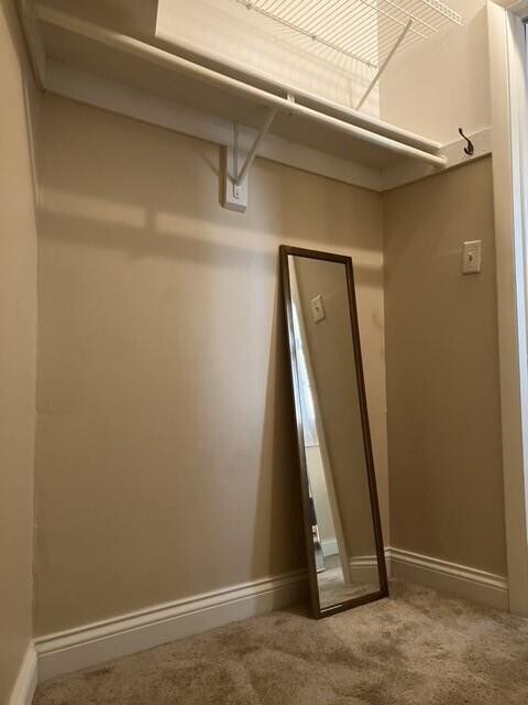 Building Photo - 801 NE 18th Ct