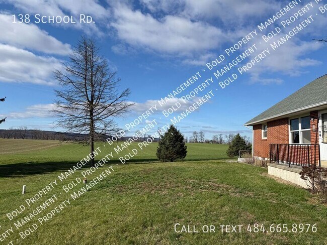 Building Photo - 138 School Rd