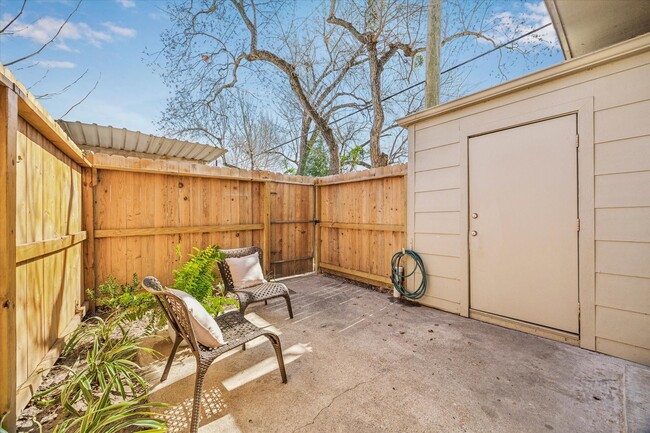 Building Photo - 14703 Barryknoll Ln