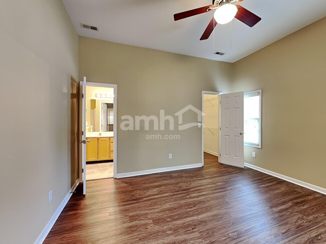 Building Photo - 12617 Waterlow Park Ln