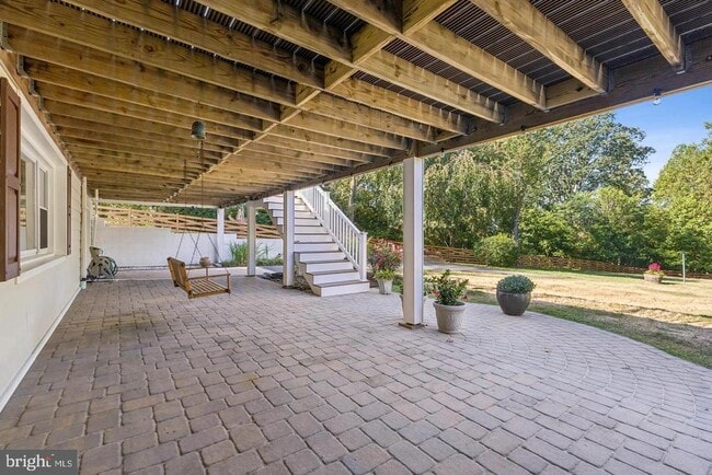 Building Photo - 22810 Ridge Rd