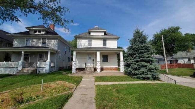 Primary Photo - 2701 16th St