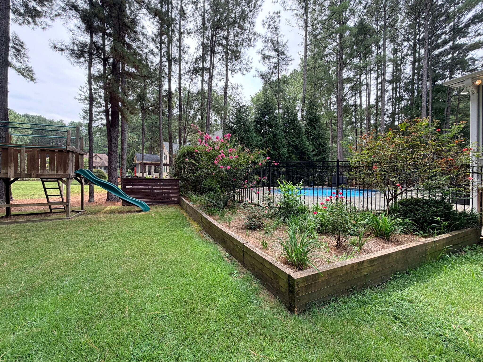 Building Photo - 5604 Pine Rock Ct