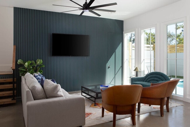 Building Photo - 226 George C Wallace Blvd