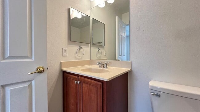 Building Photo - 5215 Paradise Cay Cir