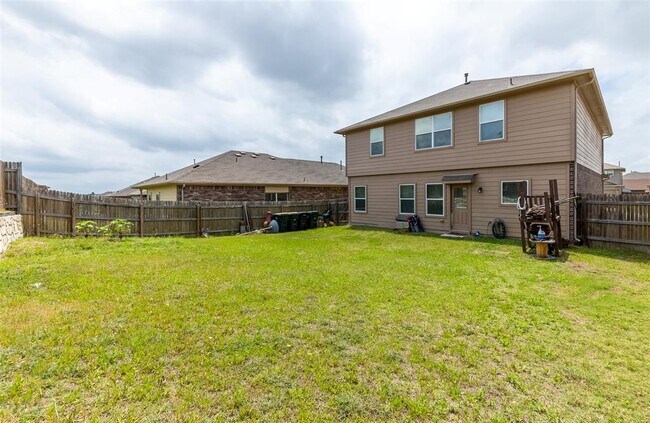 Building Photo - 290 Northern Flicker St
