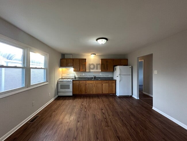 Building Photo - 438 Piedmont St