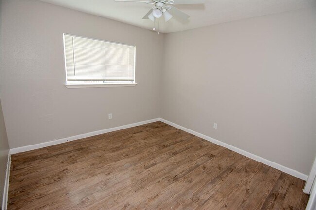 Building Photo - 13403 Carvel Ln