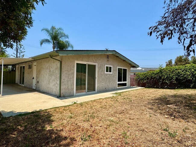 Building Photo - Beautiful 3 Bed / 2 Bath Home in La Mesa –...