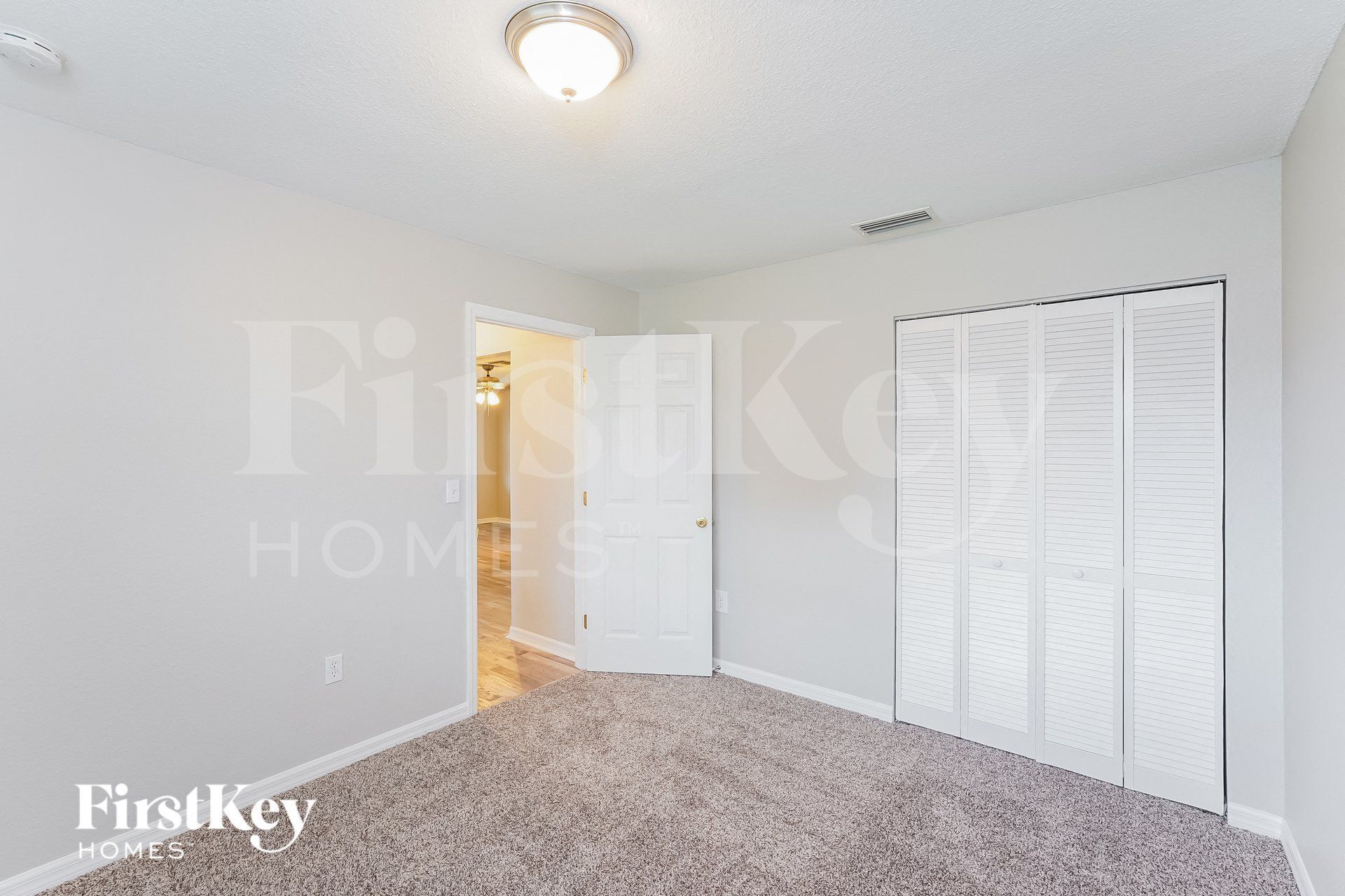 Building Photo - 136 Sunnyside St NW