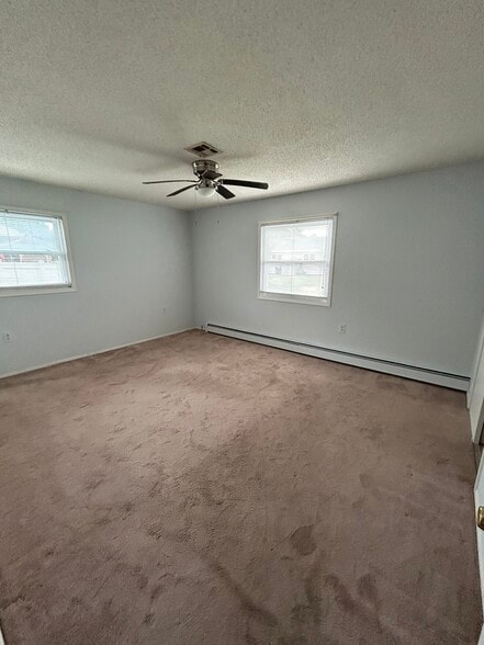 Bedroom - 53 Vail St