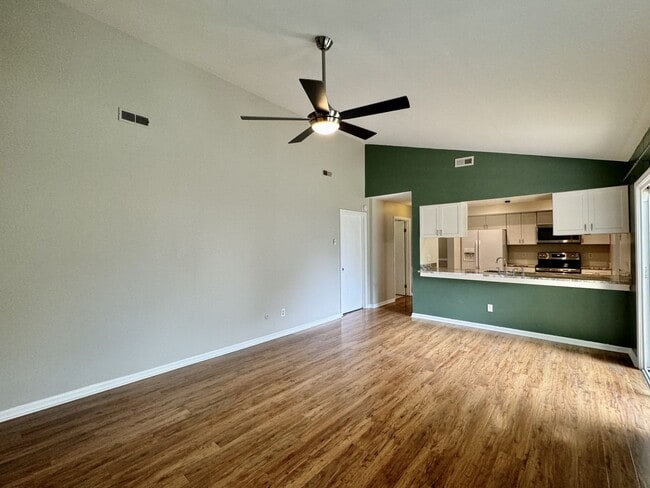 Building Photo - READY 05-15-25!! Ranch Home w/2-Car Garage...
