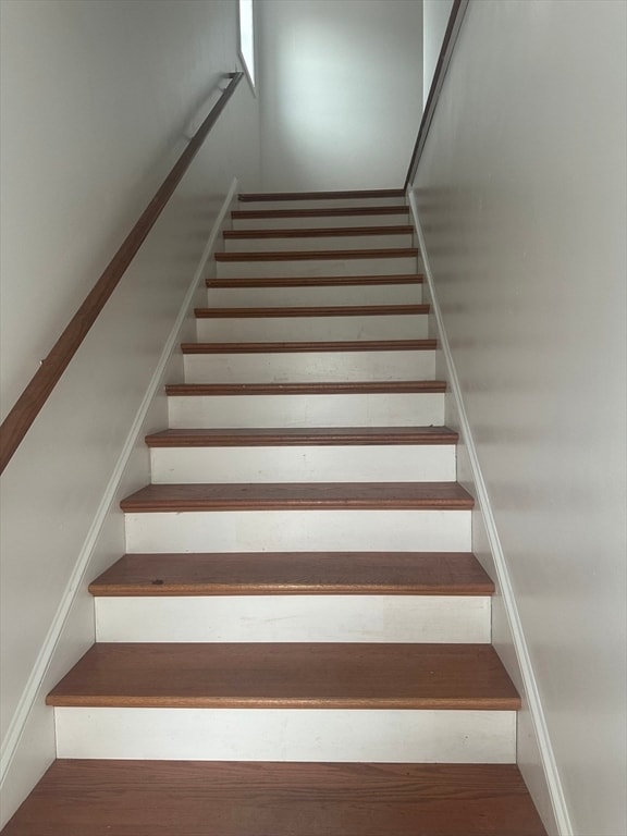 Building Photo - 115-117-117 Stone St