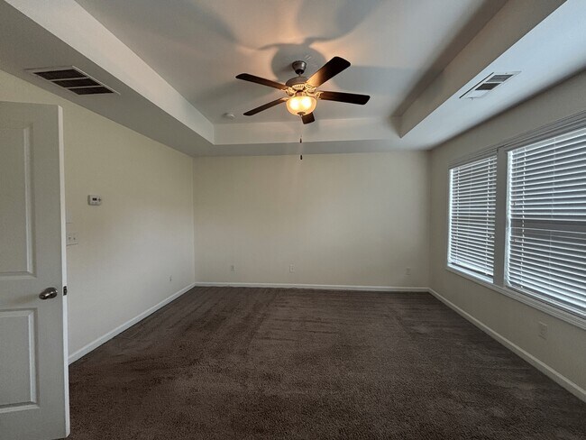 Building Photo - 1047 Haley Woods Ct