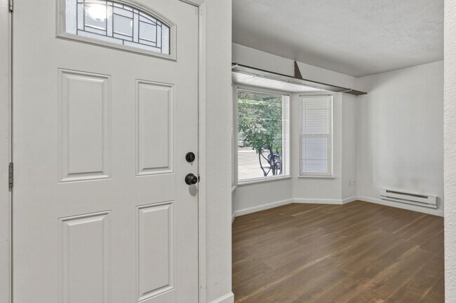 Building Photo - 6626 Littlerock Rd SW