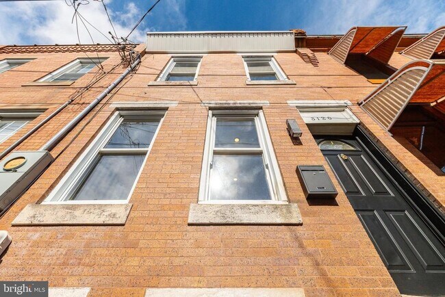 Building Photo - 3120 Tilton St