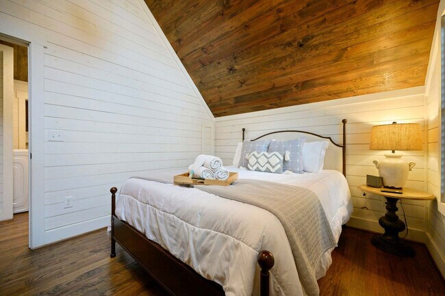 Building Photo - 295 Apple Rdg Ln