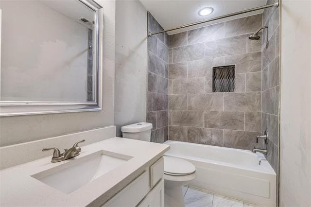 Building Photo - 701 Kipling Dr