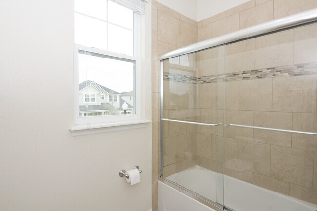 Building Photo - BEAUTIFUL LAKE VIEW AND CORNER LOT HOME WI...