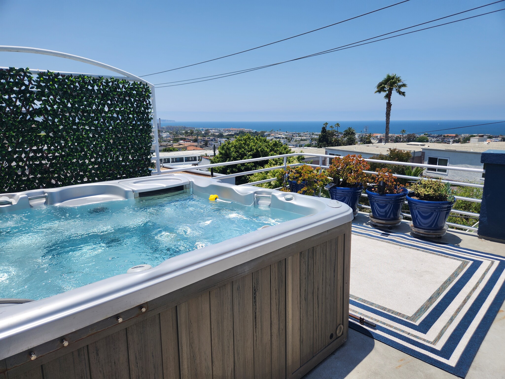 180 Degrees SouthBay Rooftop View - 1259 Bonnie Brae St