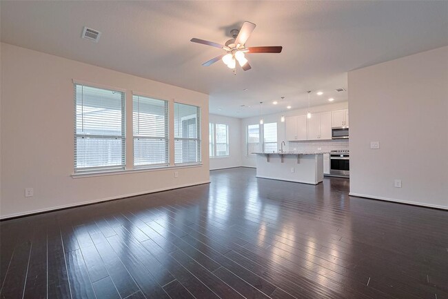 Building Photo - 3414 Signor Dr