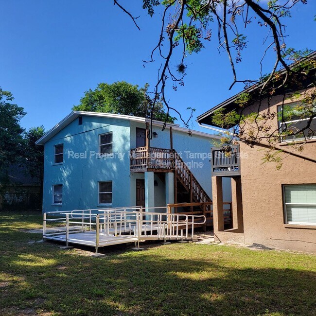 Building Photo - 8427 N 39th St