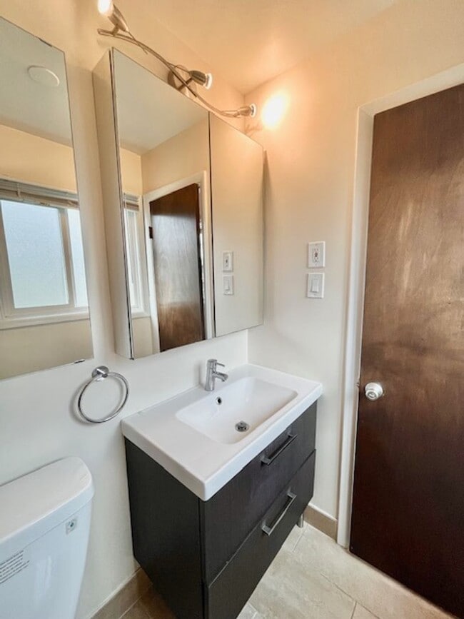 Building Photo - 8308 Whitman Dr