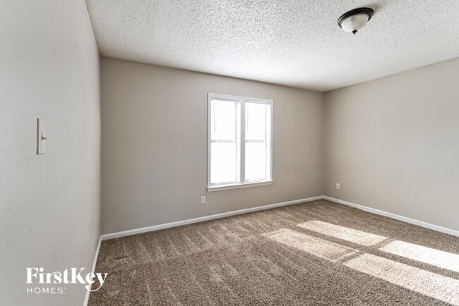 Building Photo - 8538 Chimneyrock Blvd.