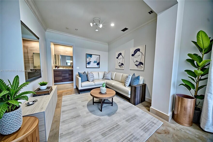 Building Photo - 7 Montilla Ave