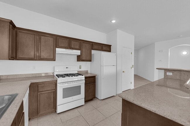 Building Photo - 3 Bedrooms, 2 Bathroom single story home i...