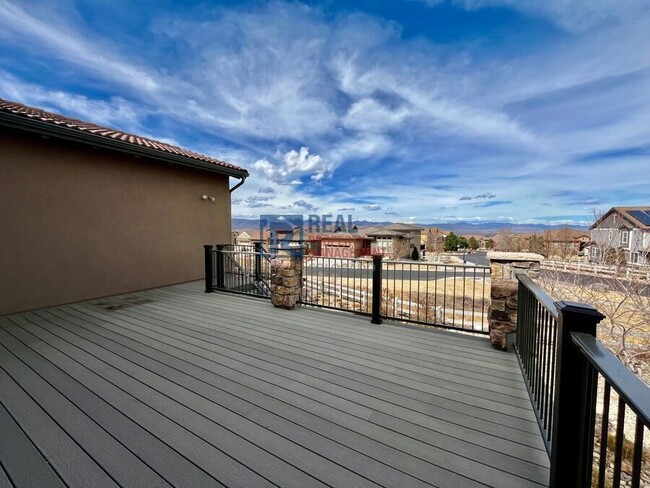 Building Photo - 873 Woodgate Dr