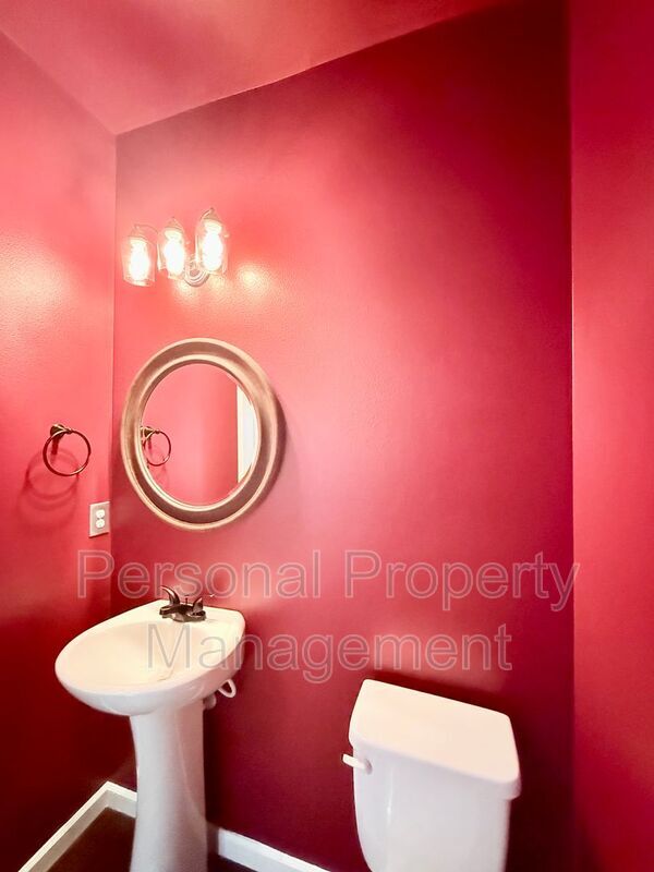 Building Photo - 2606 NE 130th Ct